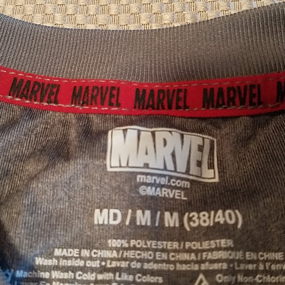 Marvel Shirt, Size Med - Picture 4 of 5